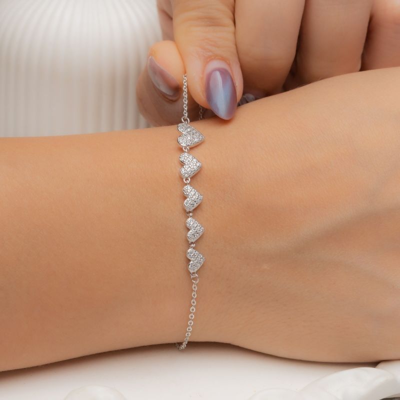 Classic Heart Silver Bracelet