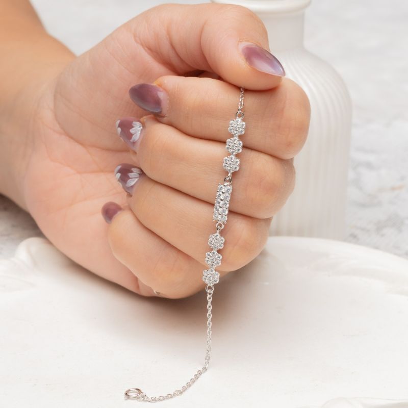 Elegant Bar Silver Bracelet