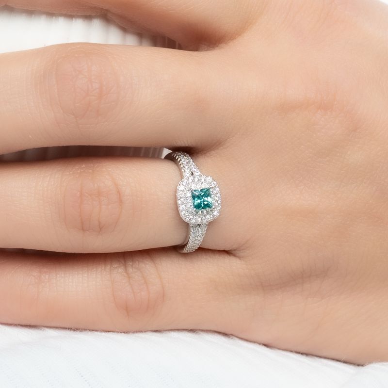 Emerald Glow Zircon Silver