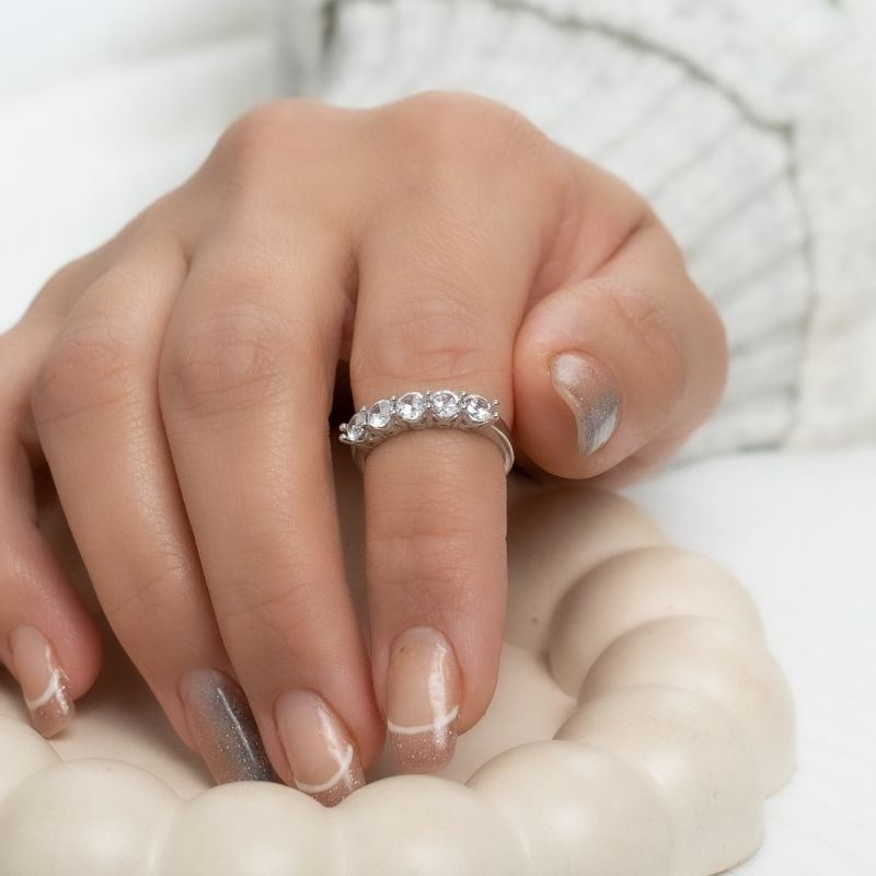 Brilliant Spark Stone Silver Ring