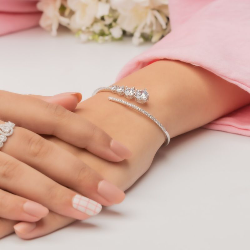 Radiant Steps Silver Bangle