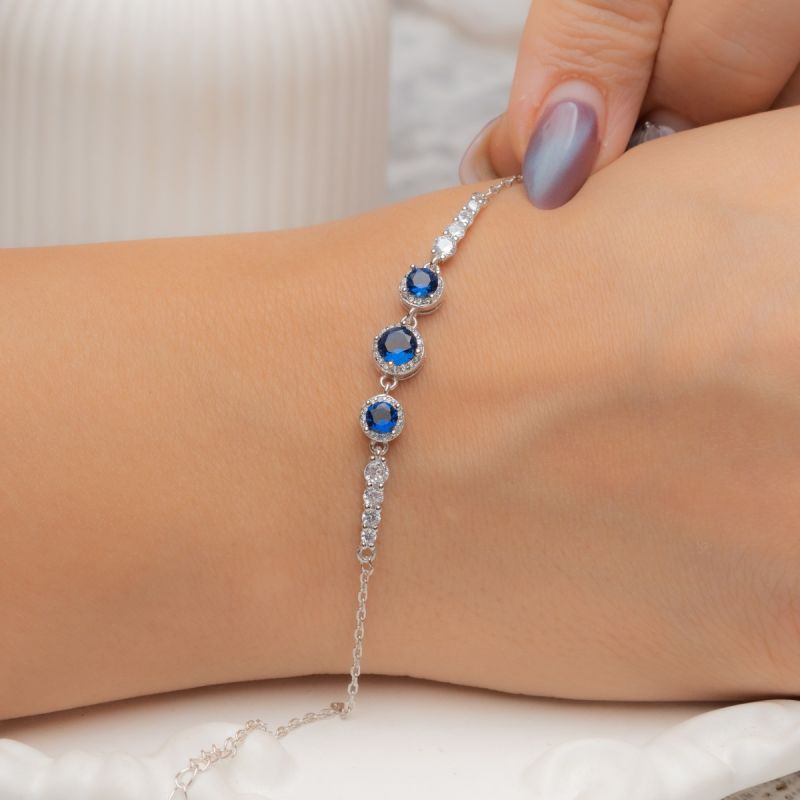 Elegant Circle Silver Bracelet