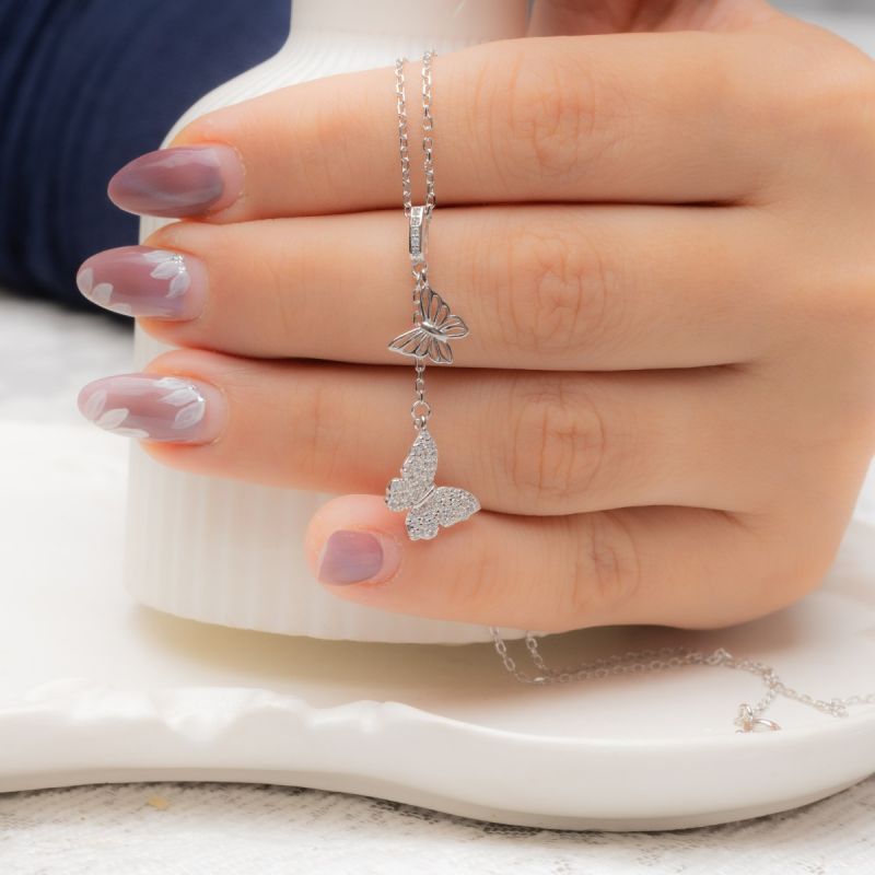 Duo butterfly silver necklace made of 925 sterling silver with zircon sparkle and elegant feminine design