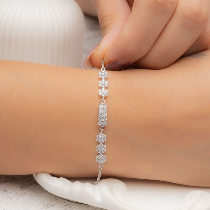 Elegant Bar Silver Bracelet