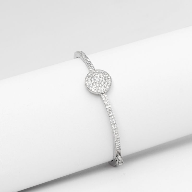 Radiant Circle Silver Bangle