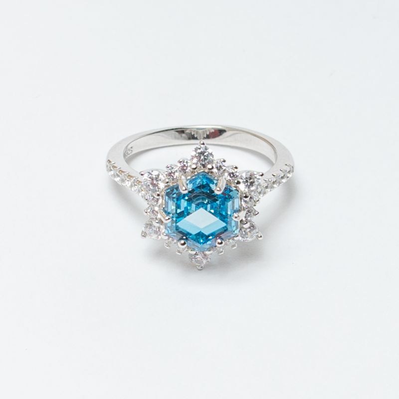 Shiny Aqua Ice Cut Stone Silver Ring