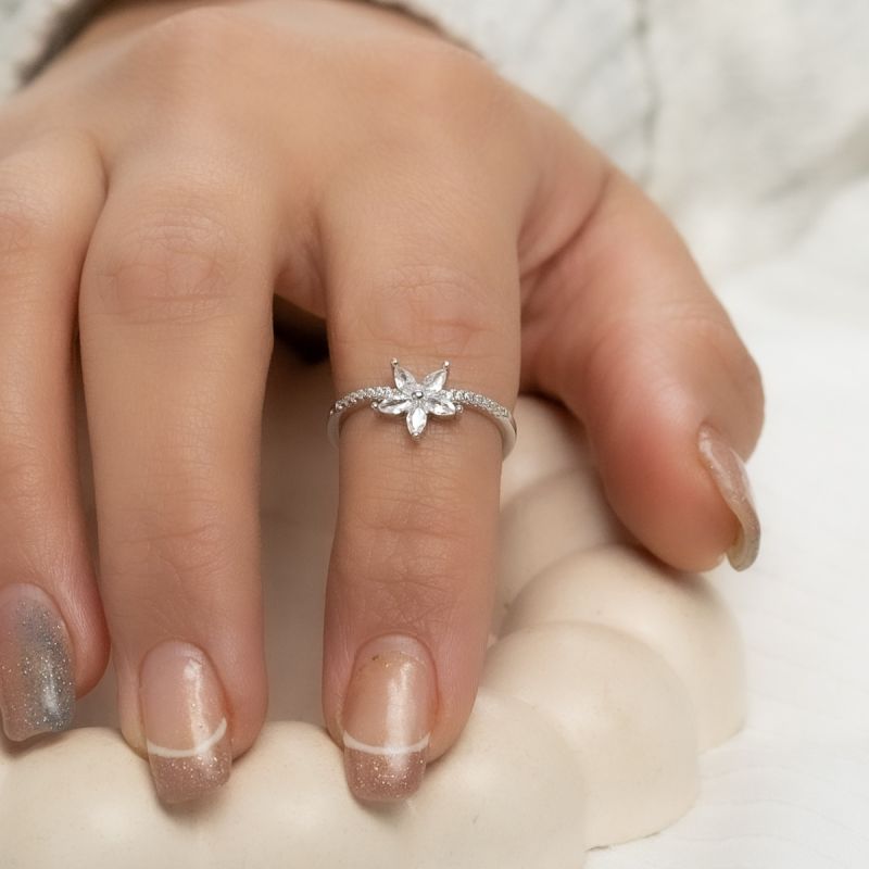 Pretty Flower Marquise Stone Silver Ring
