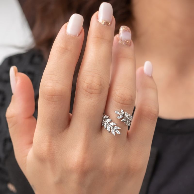 Elegant Tree Branch Silver Ring
