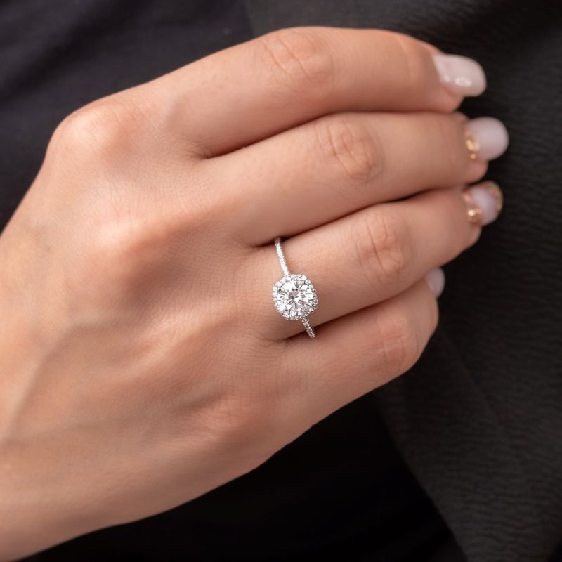 Sparkling Diamond Glow Silver Ring