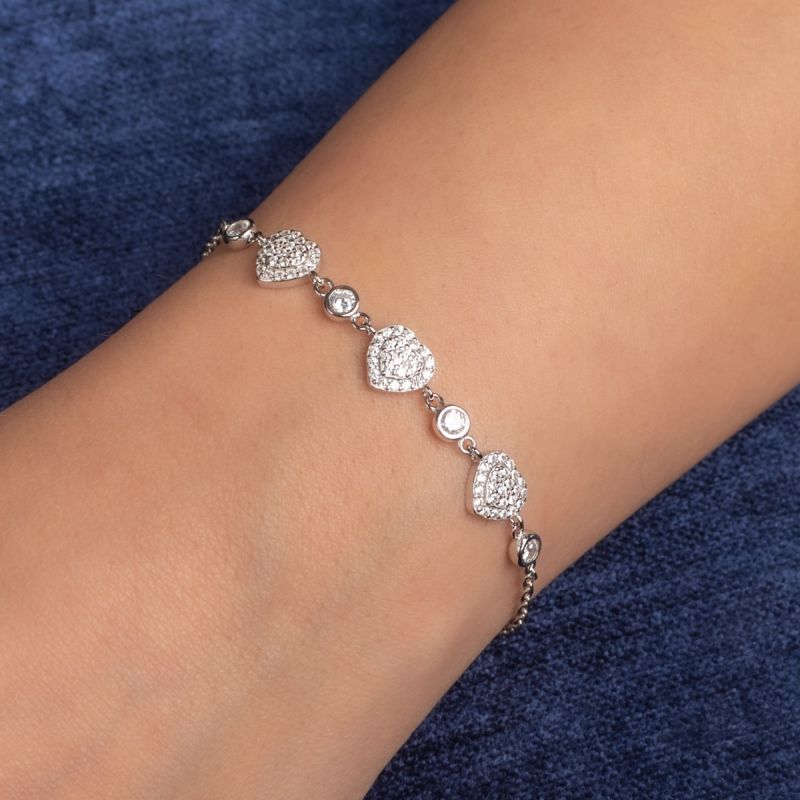 Similar Hearts Silver Bracelet