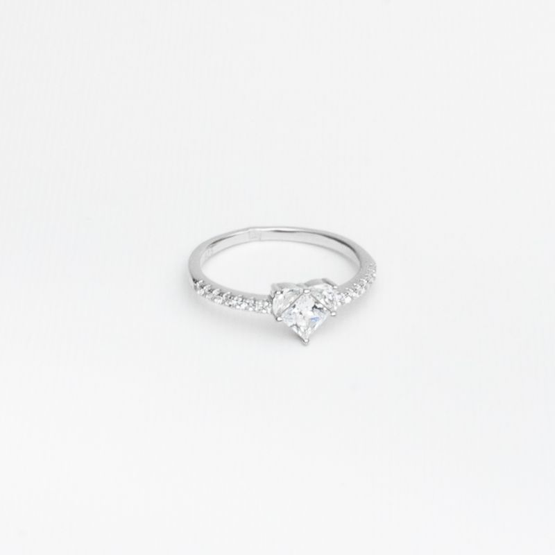 Trinity Heart Silver Ring-White-SIZE 6